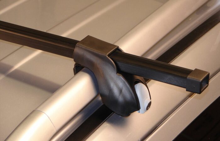 MALONE SteelTop™ Roof Rack - Square Crossbars - Raised, Factory Side Rails - Steel - 50", 58" and 65" - Image 3